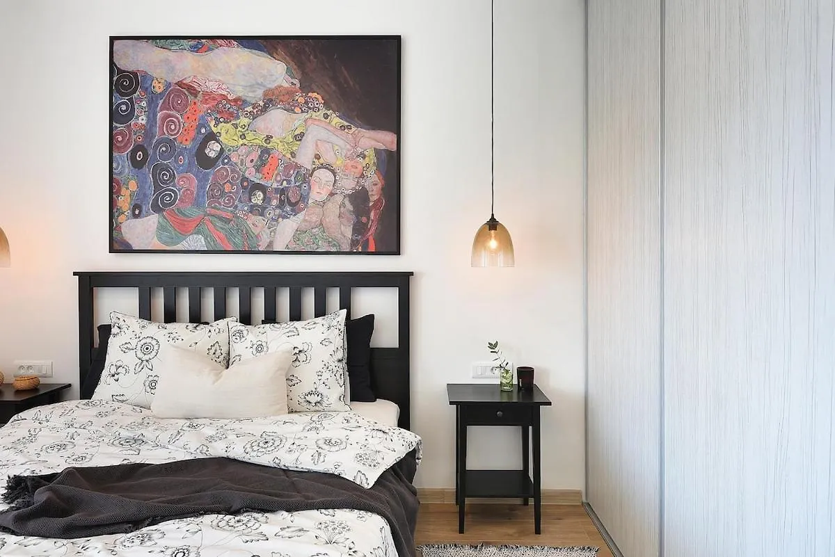 פולה Splendeur - Modern Apartment With Private Parking