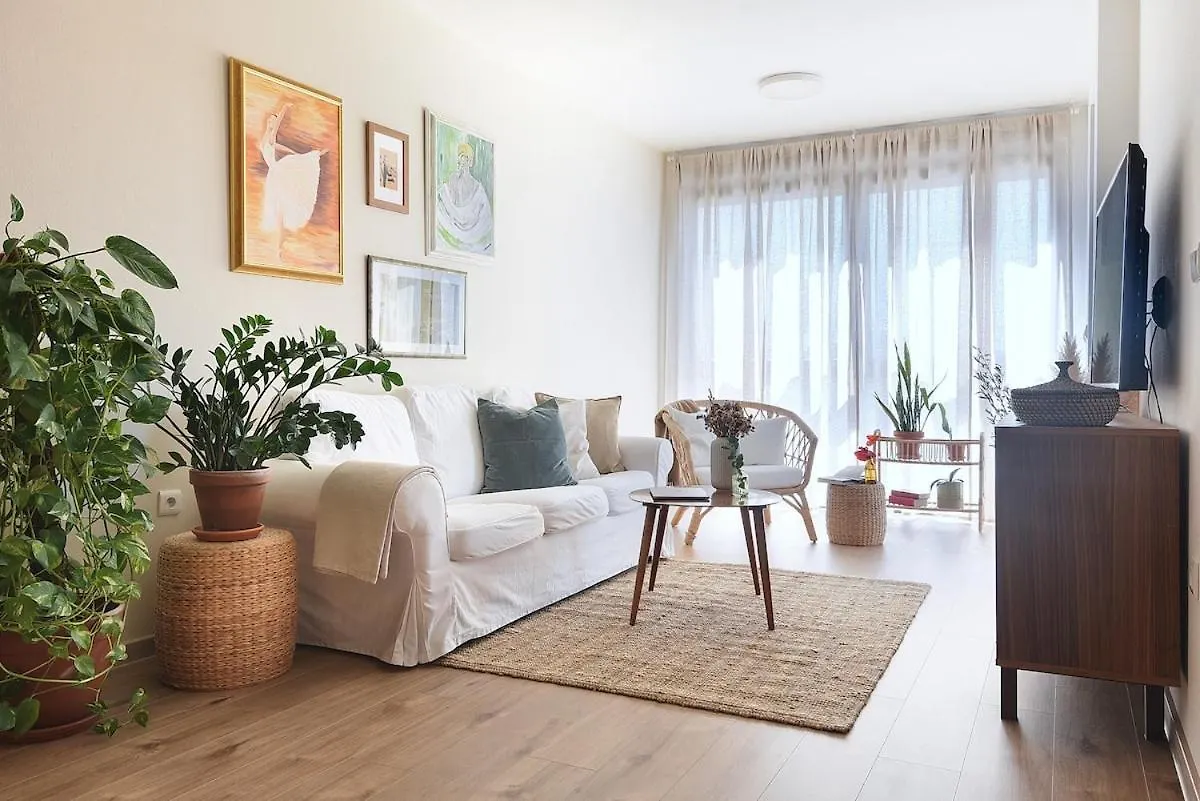 פולה Splendeur - Modern Apartment With Private Parking